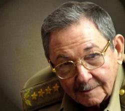 Raul Castro preside cambio de mando de Ejercito Oriental